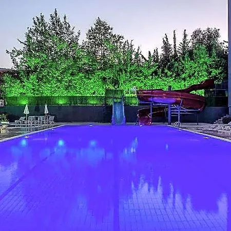 Royalisa Hotel