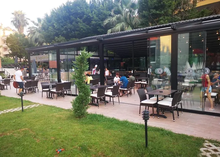 Hotel Royalisa