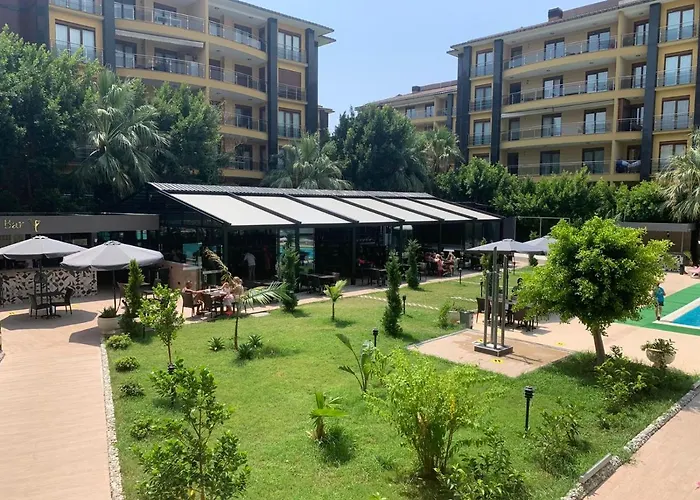 Royalisa Hotel 3*