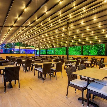 Royalisa Hotel 3*