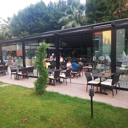 Hotel Royalisa