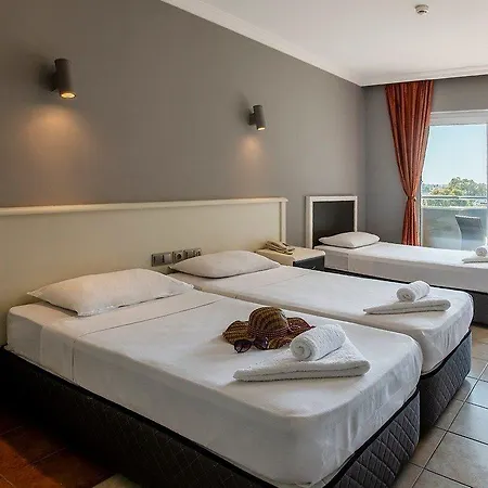 Royalisa Hotel 3*